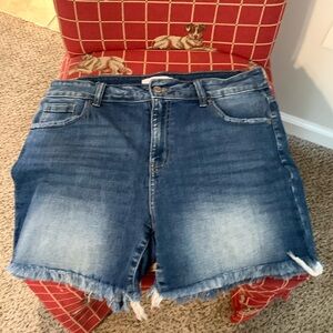 Jean shorts- smoke free